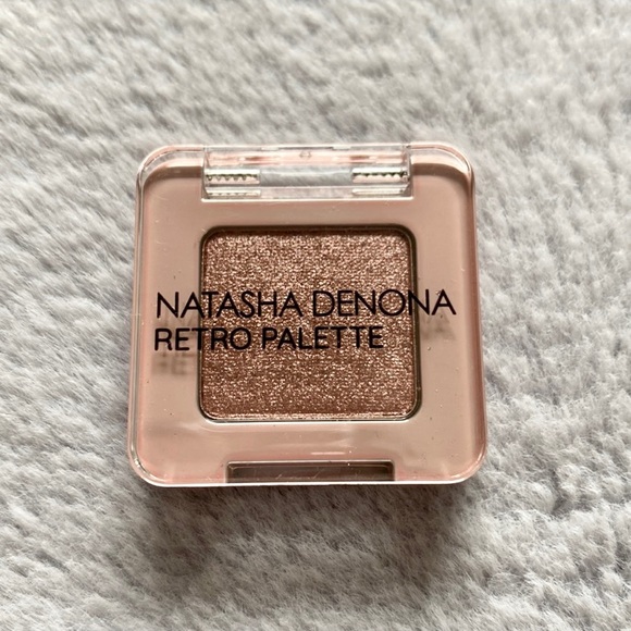5/$25 🎆 NEW NATASHA DENONA Retro Eyeshadow sample in Helio 0.4 g - Picture 1 of 3